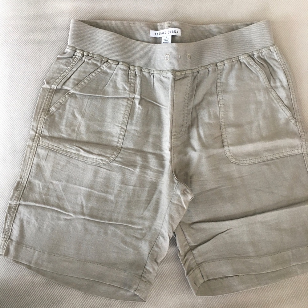 Tribal Jean shorts - tan linen